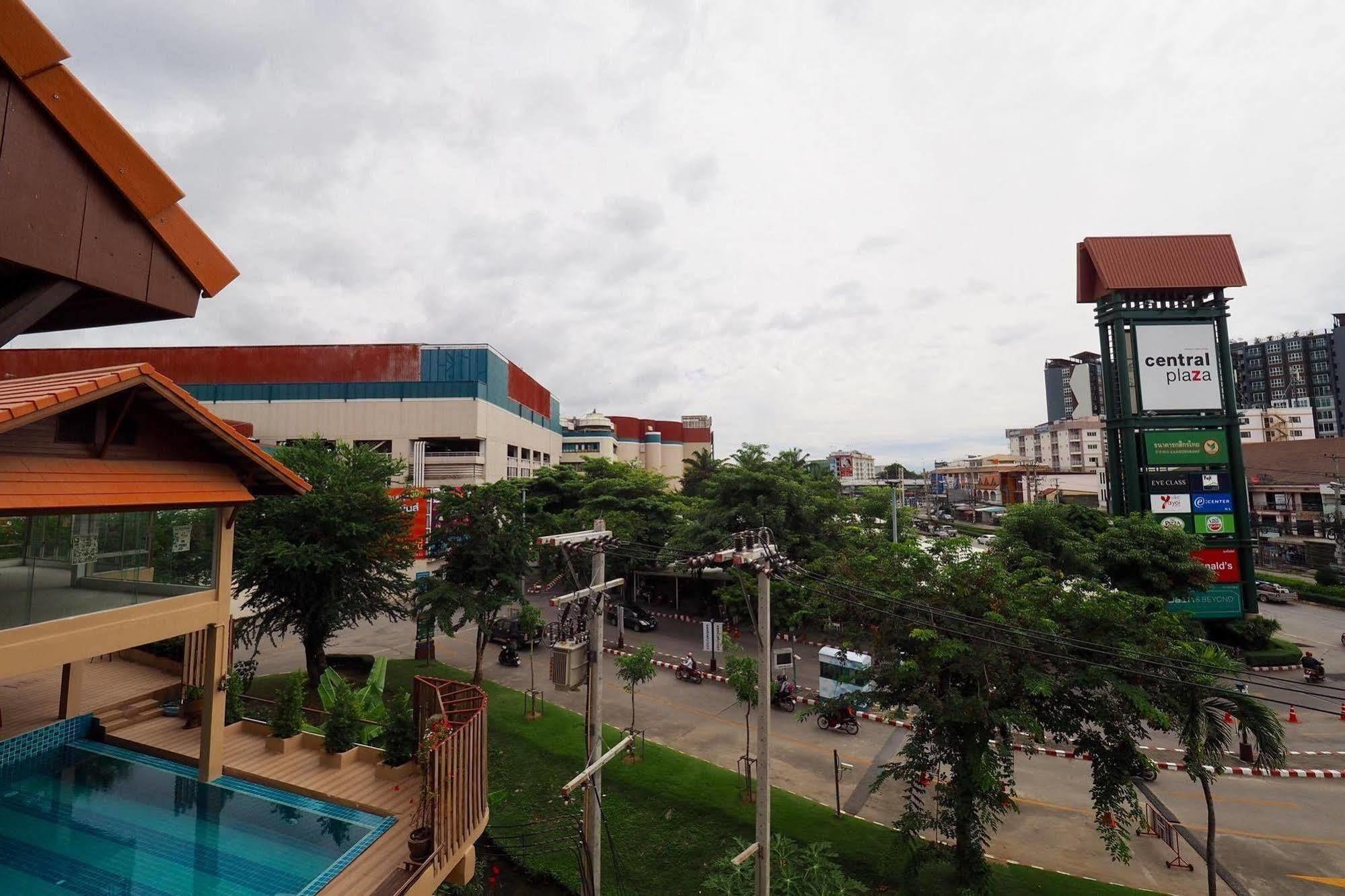 Fellow Hostel Chiang Mai Ngoại thất bức ảnh