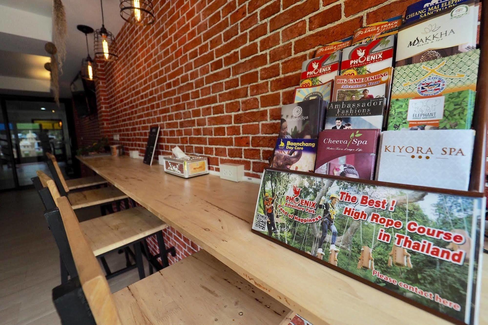 Fellow Hostel Chiang Mai Ngoại thất bức ảnh