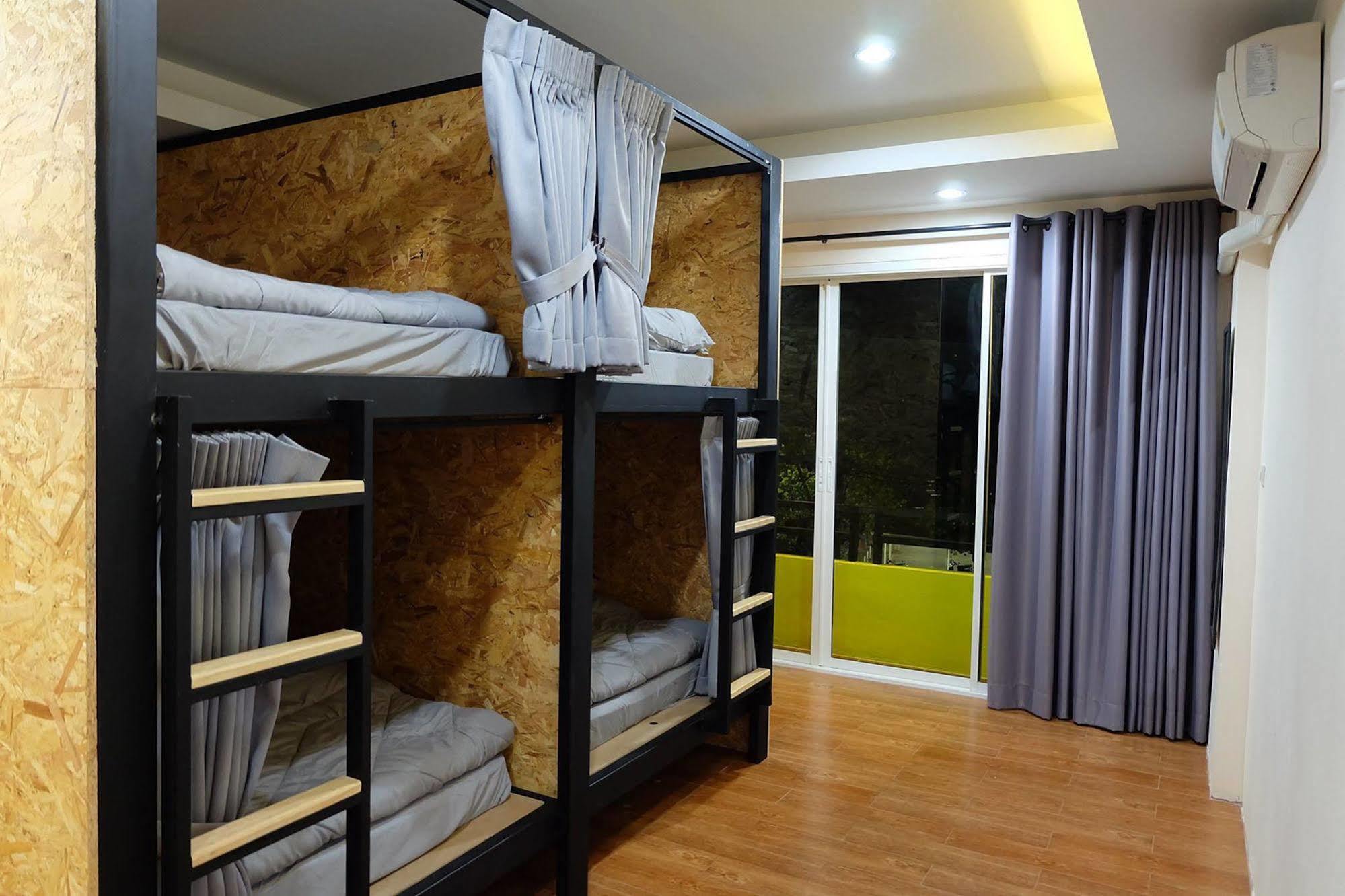 Fellow Hostel Chiang Mai Ngoại thất bức ảnh
